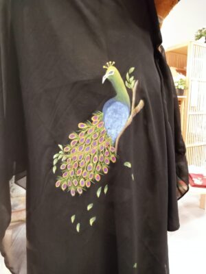 Pashmina Lukis Motif Burung Merak